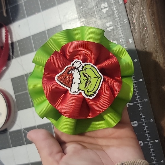 SMILE BOWS- Layered Ruffle bow - Picture 1 of 2